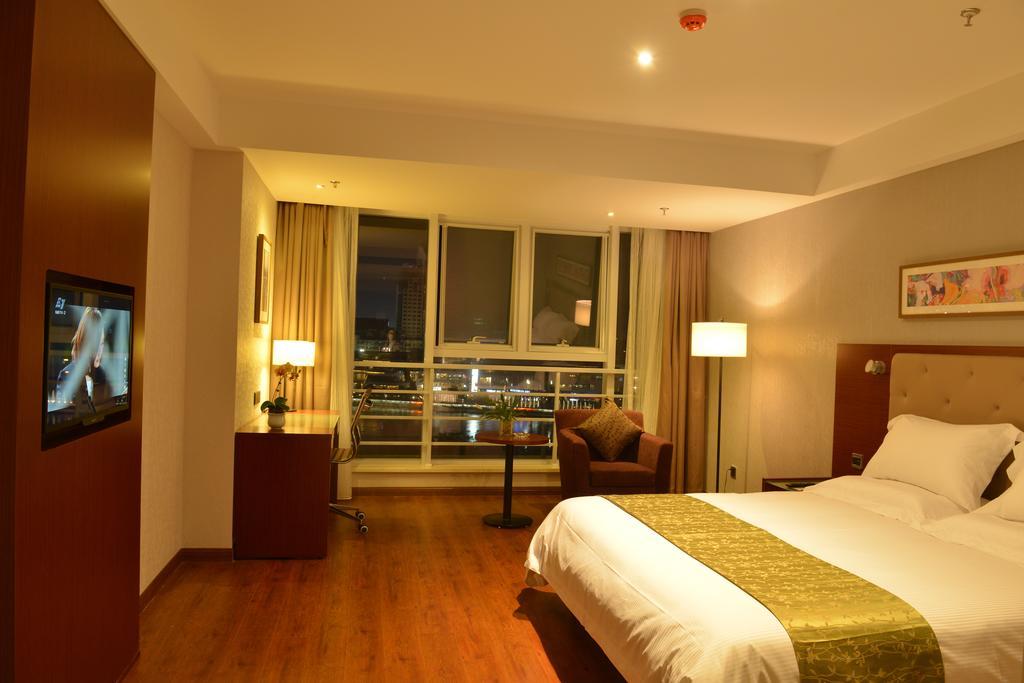 Yitel Ningbo Old Bund Hotel الغرفة الصورة